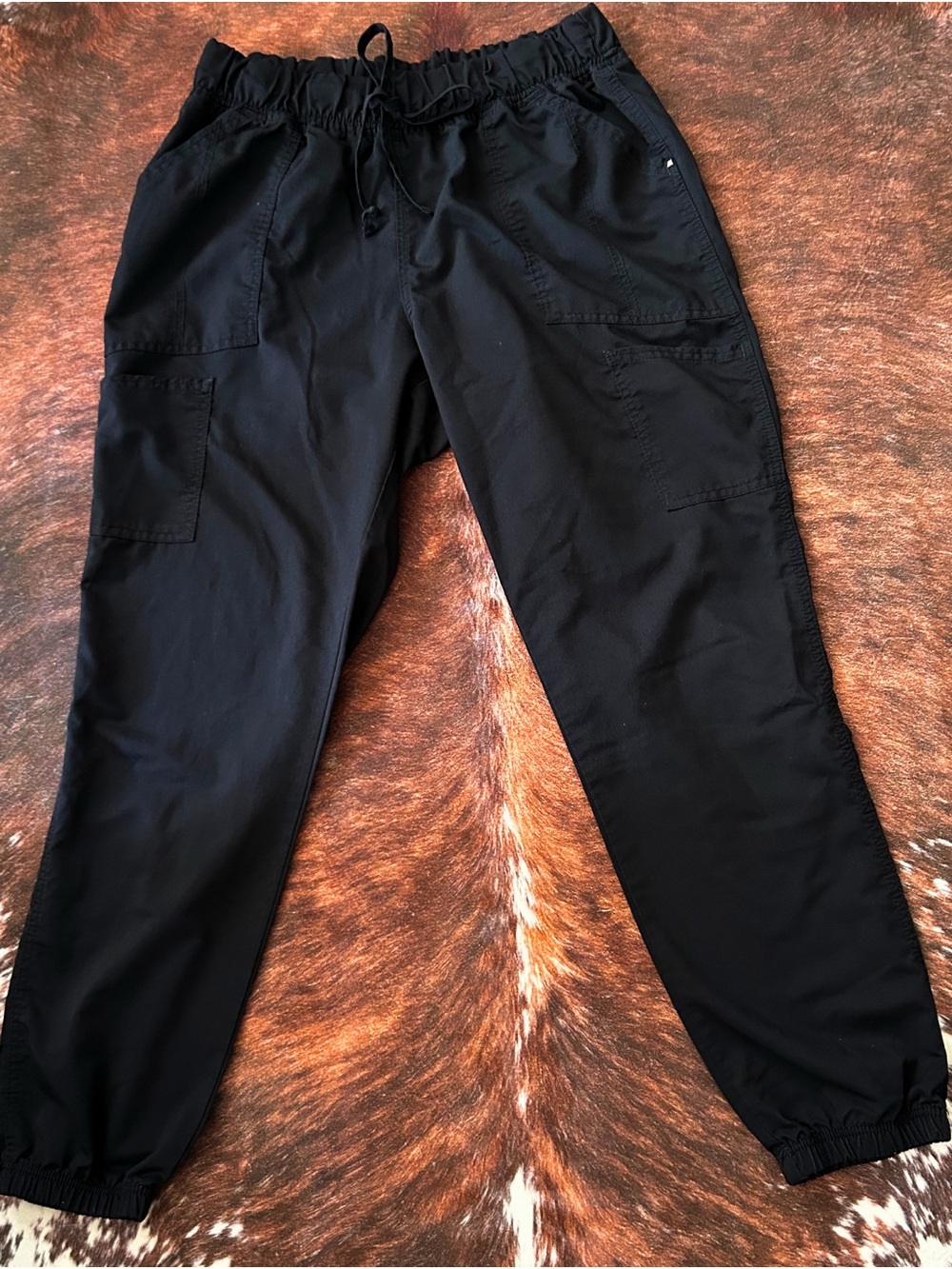 Scrubstar Black Women's Elastic-Waist Cargo Joggers